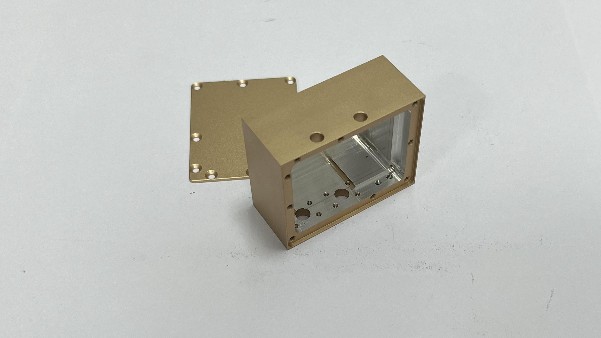 鋁合金CNC加工的原理與優(yōu)點是什么？